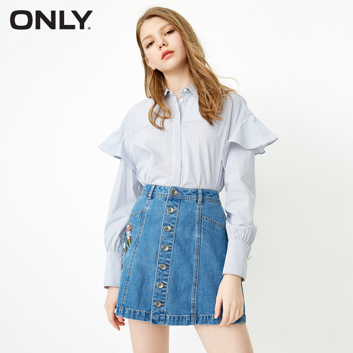 

Блуза Only 118105514A43 L білий з синім