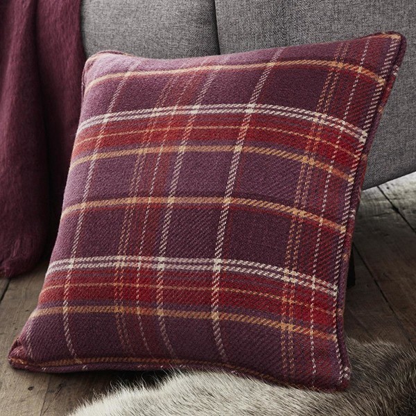 

Подушка Gallery Direct Farnley Check Cushion Plum клетчатая