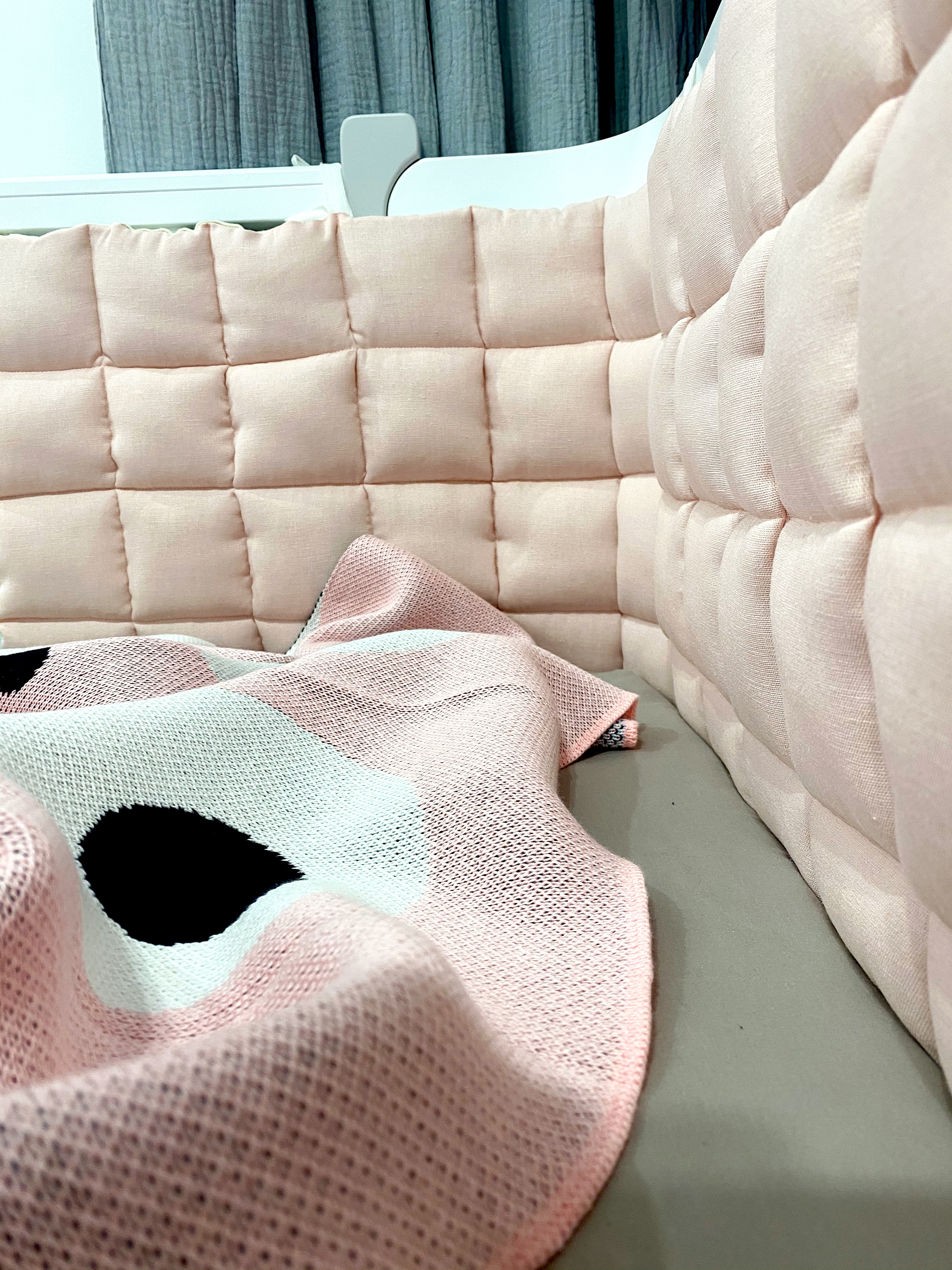 

Бортики в детскую кроватку Lamon Linen Pink