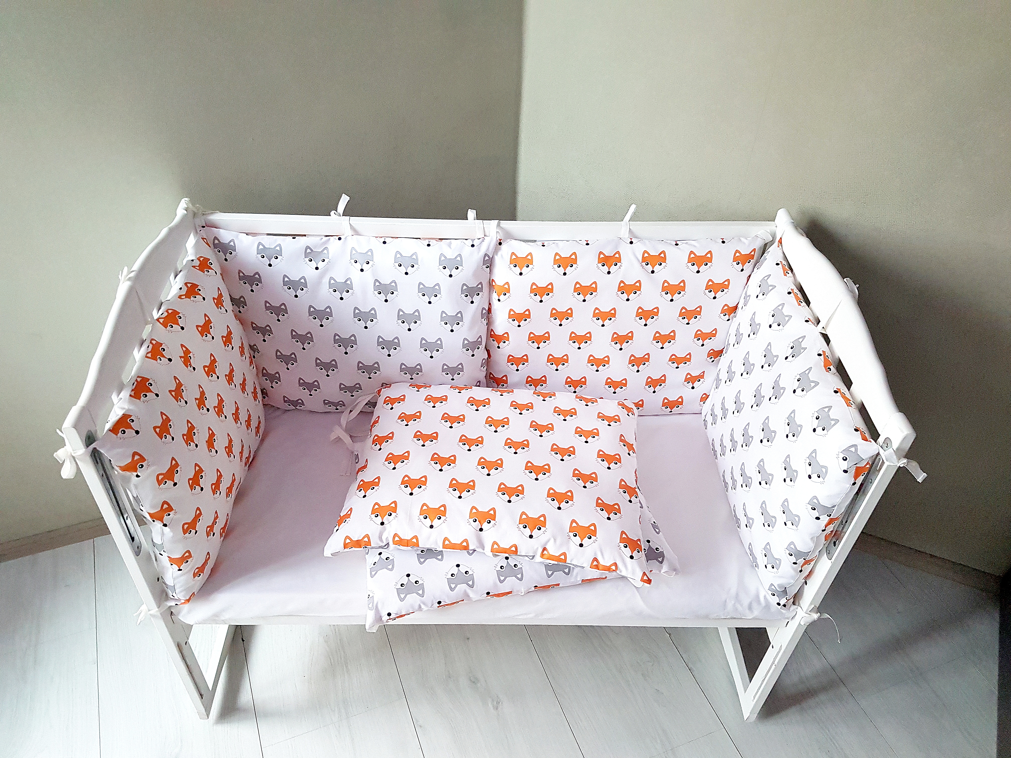 

Бортики в детскую кроватку Lamon Foxes 50х60 6 шт