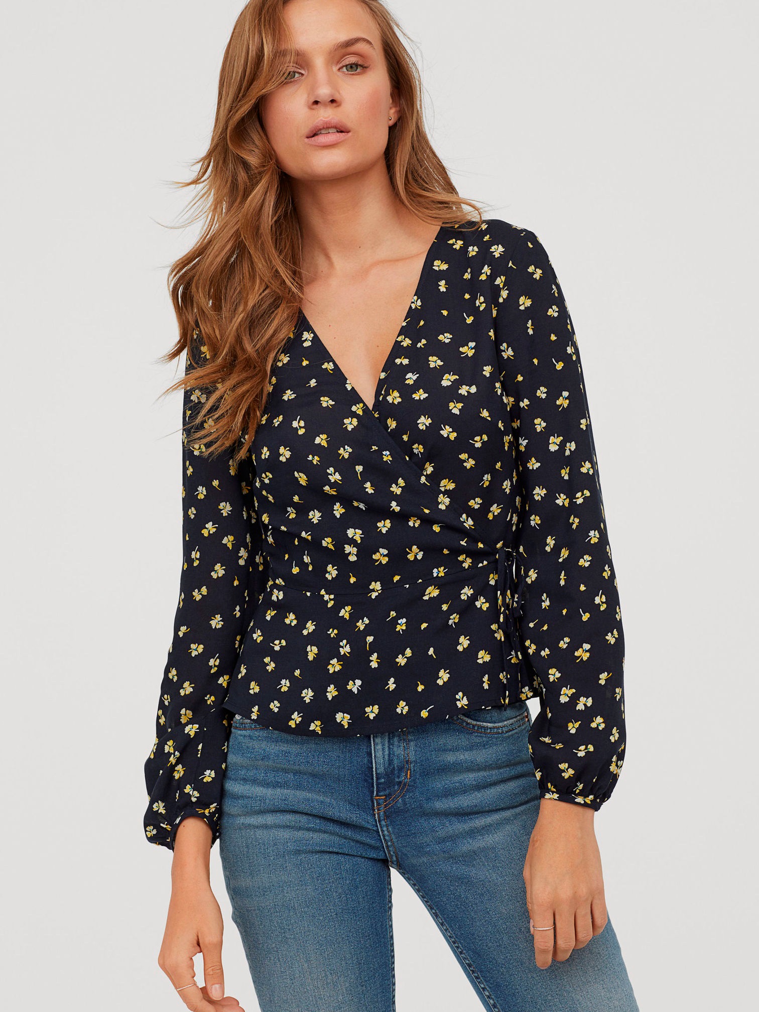 

Блузка H&M 0739974-9 36 Черная