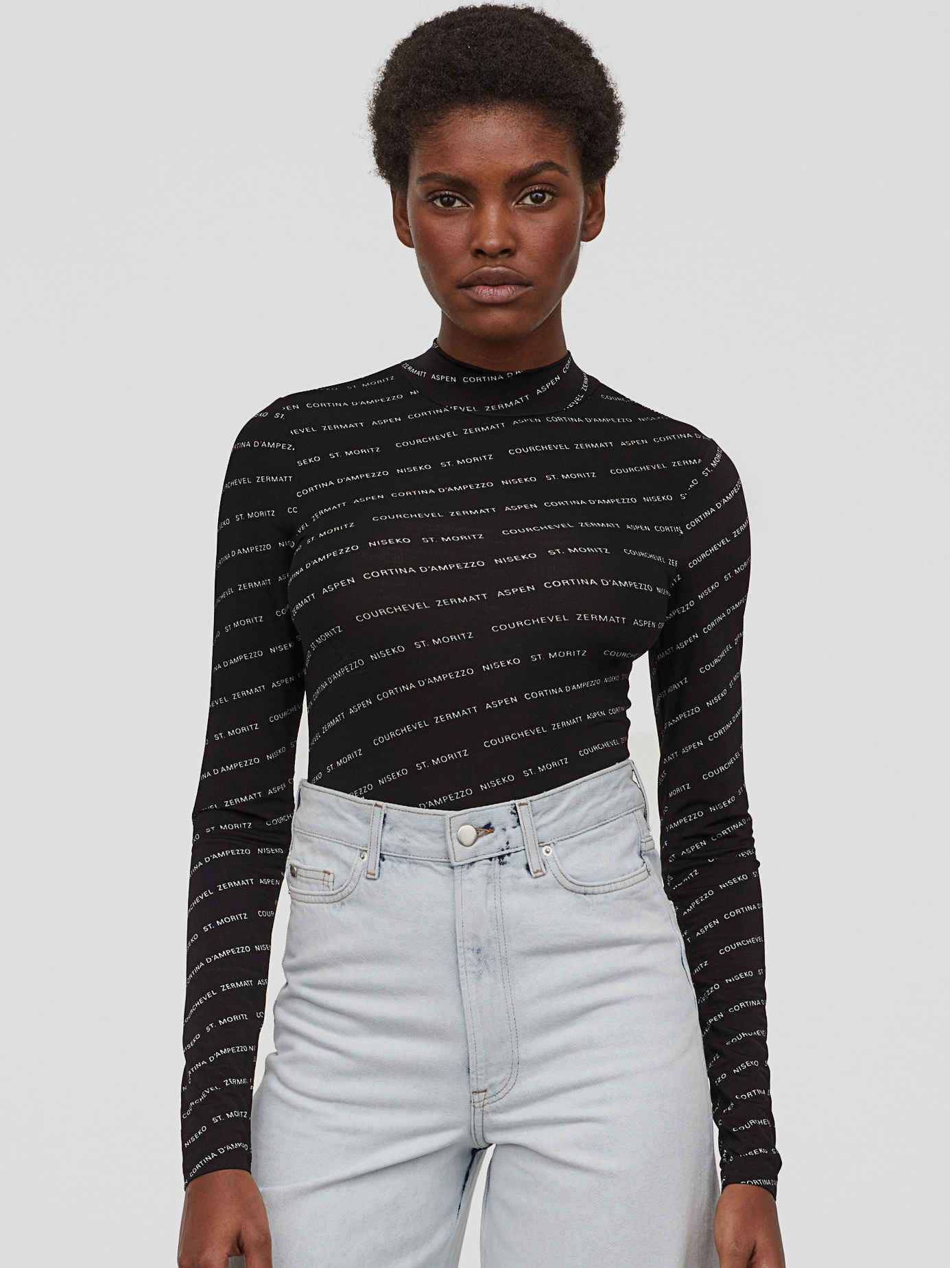 

Водолазка H&M 0849584-1 S Черная