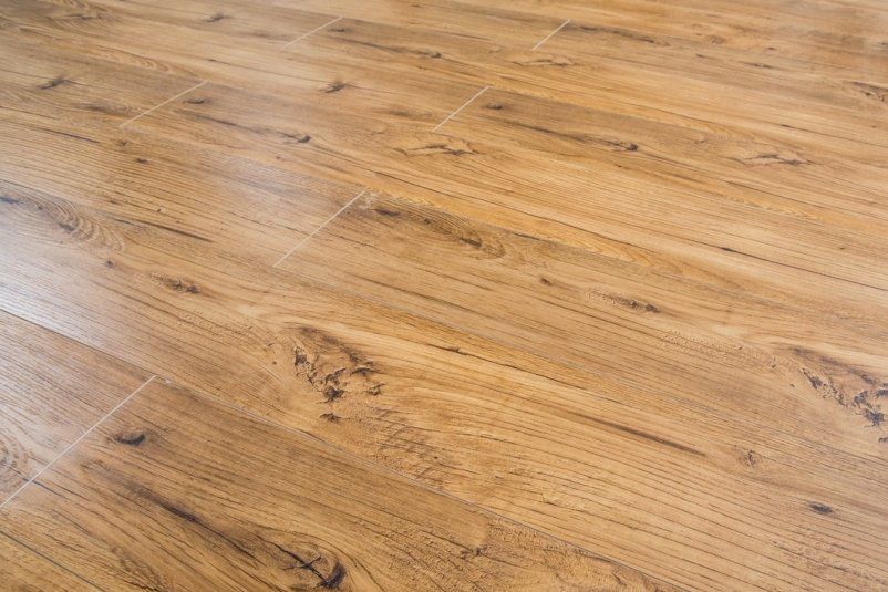 

Ламинат Grun Holz Naturlichen spiegel Дуб Бавария 33/AC5