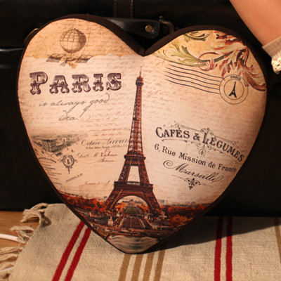 

Подушка сердце 3D Presentville Paris 40х40х7,5 см