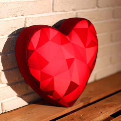 

Подушка сердце 3D Presentville Алмаз 40х40х7,5 см