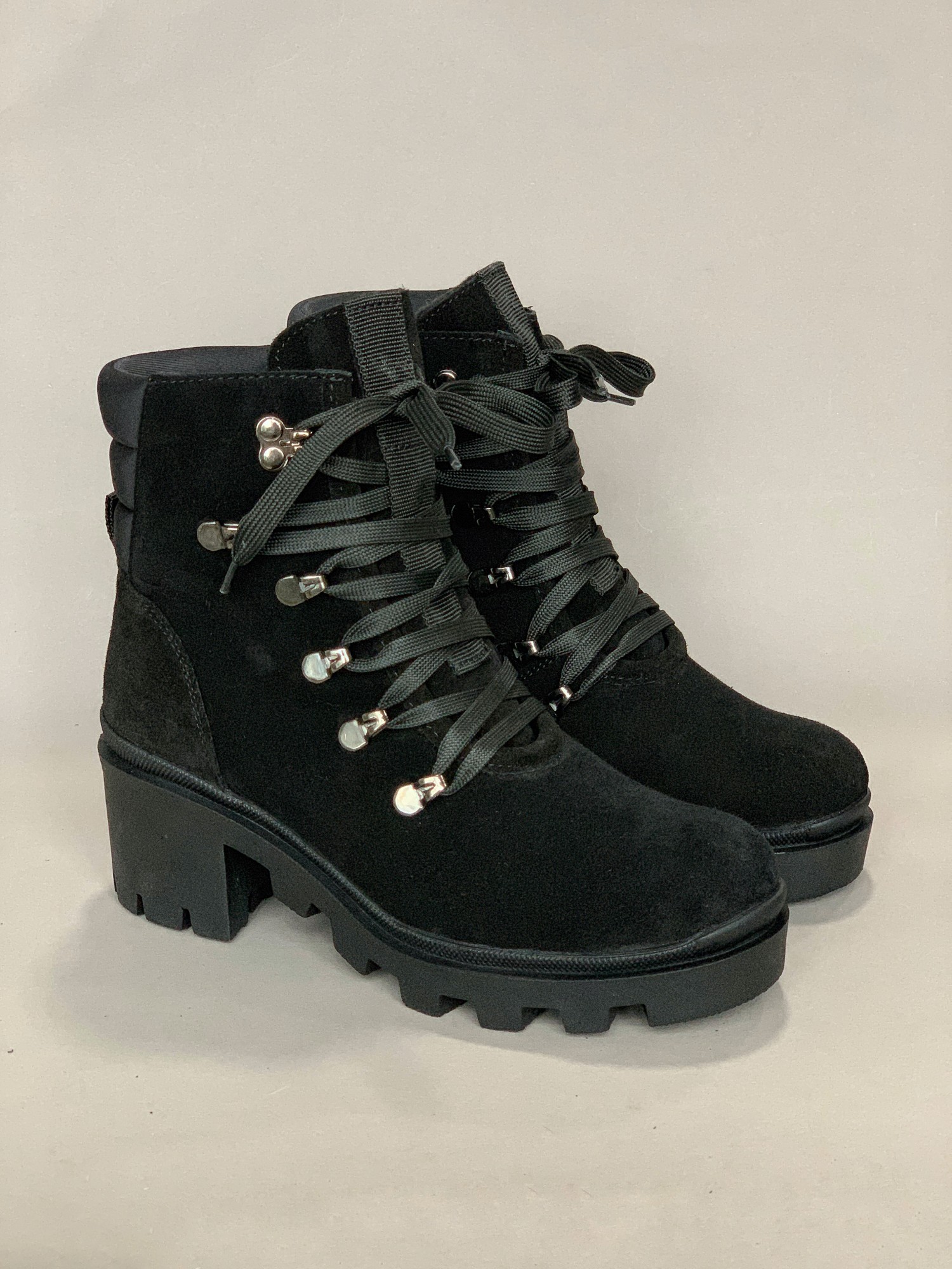 

Ботинки EVIE shoes Abigail 39 Черные (Velur Black 204-1Z 39)