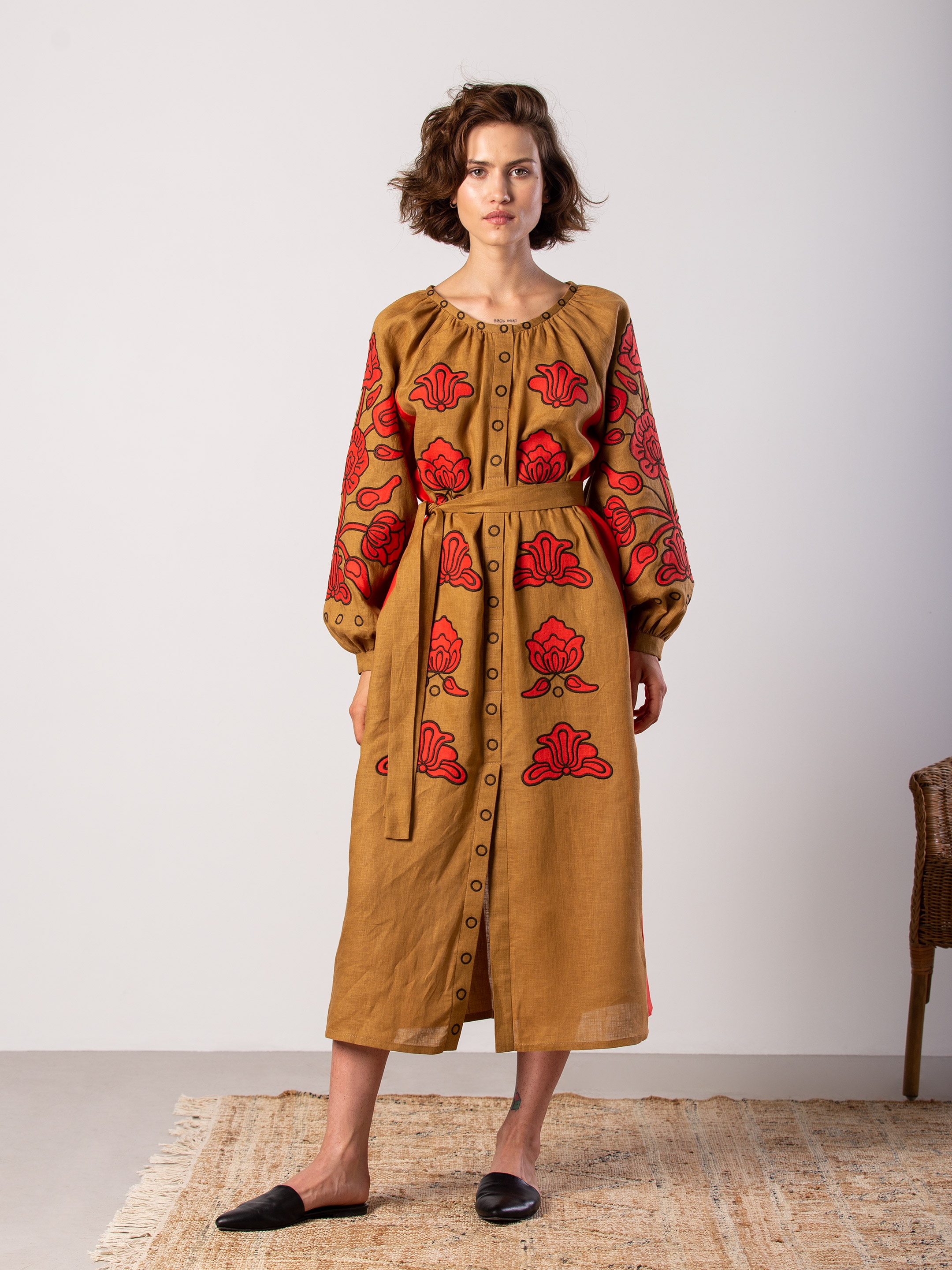 

Платье ETNODIM Poppy 17987 XS Коричневое