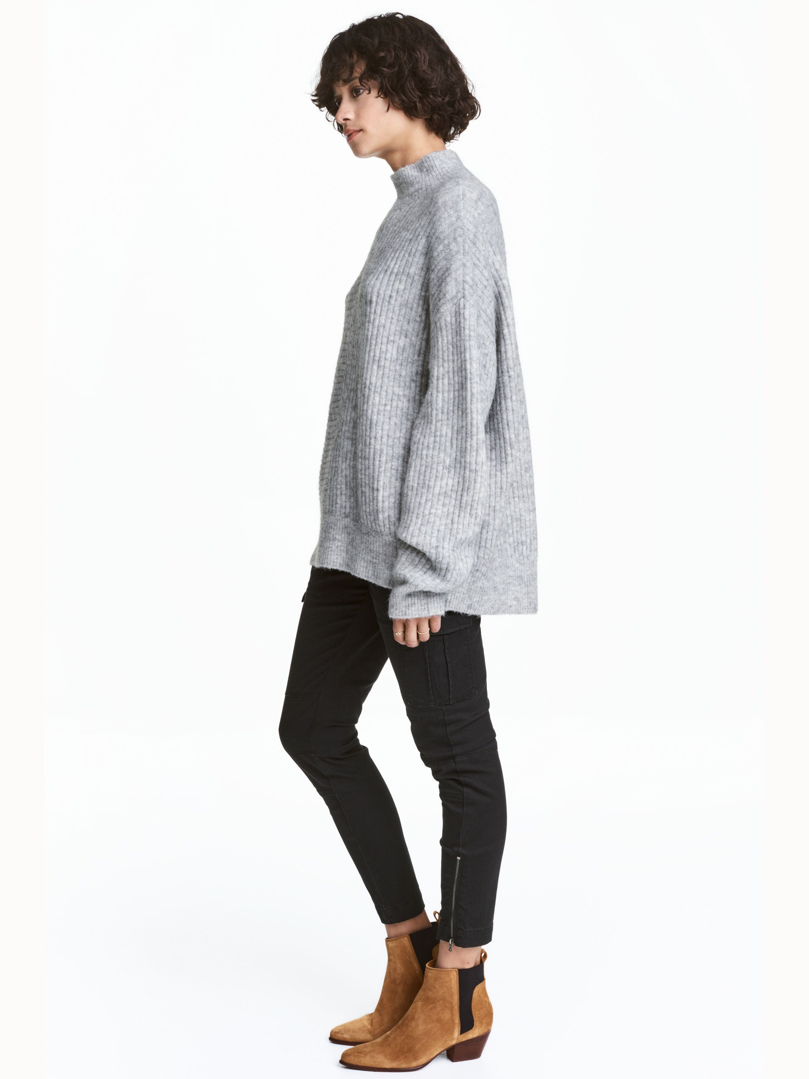 

Брюки H&M 4592345-AAAD 32 Черные