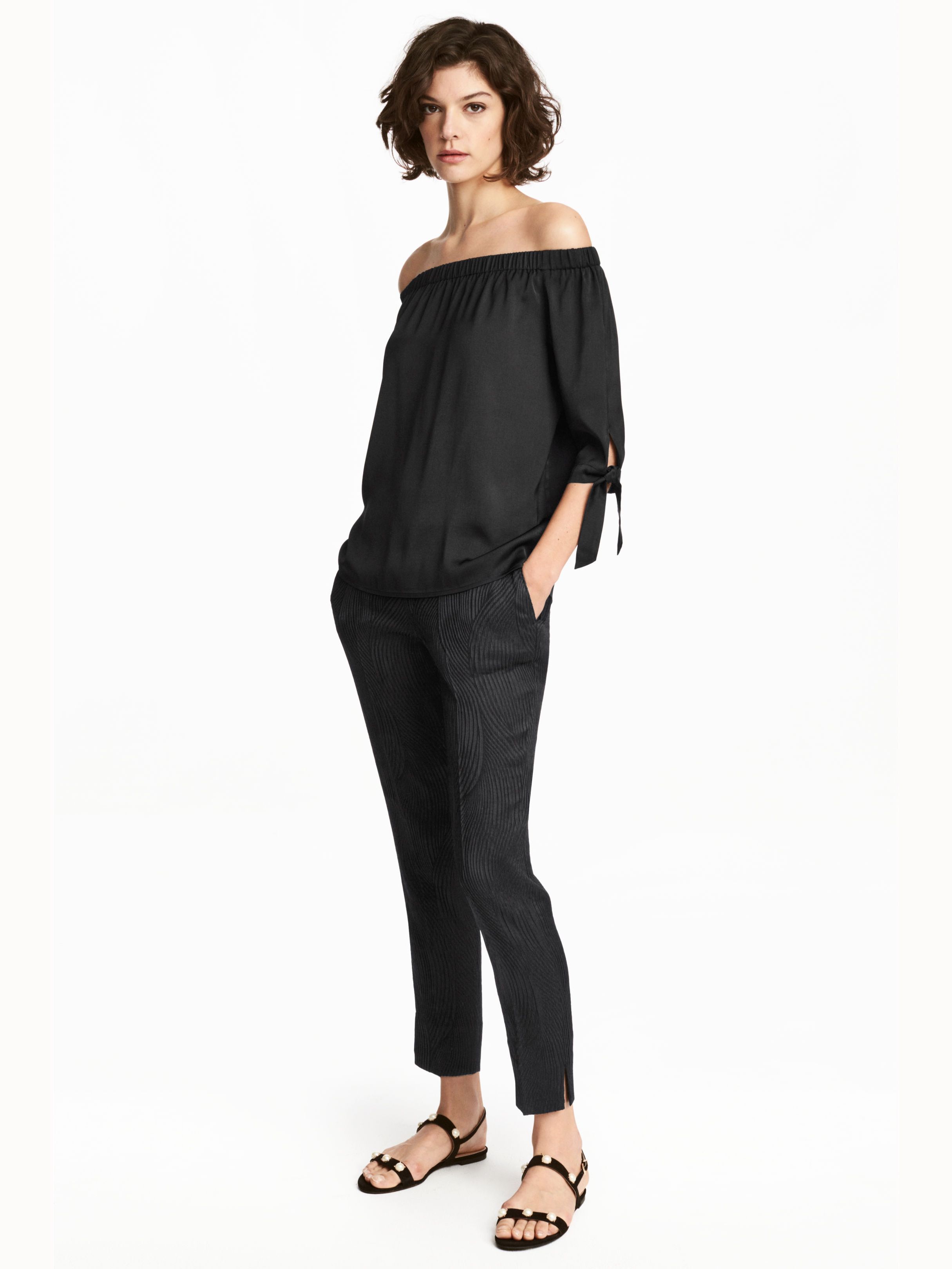

Брюки H&M 4447595-ADMZ 36 Черные