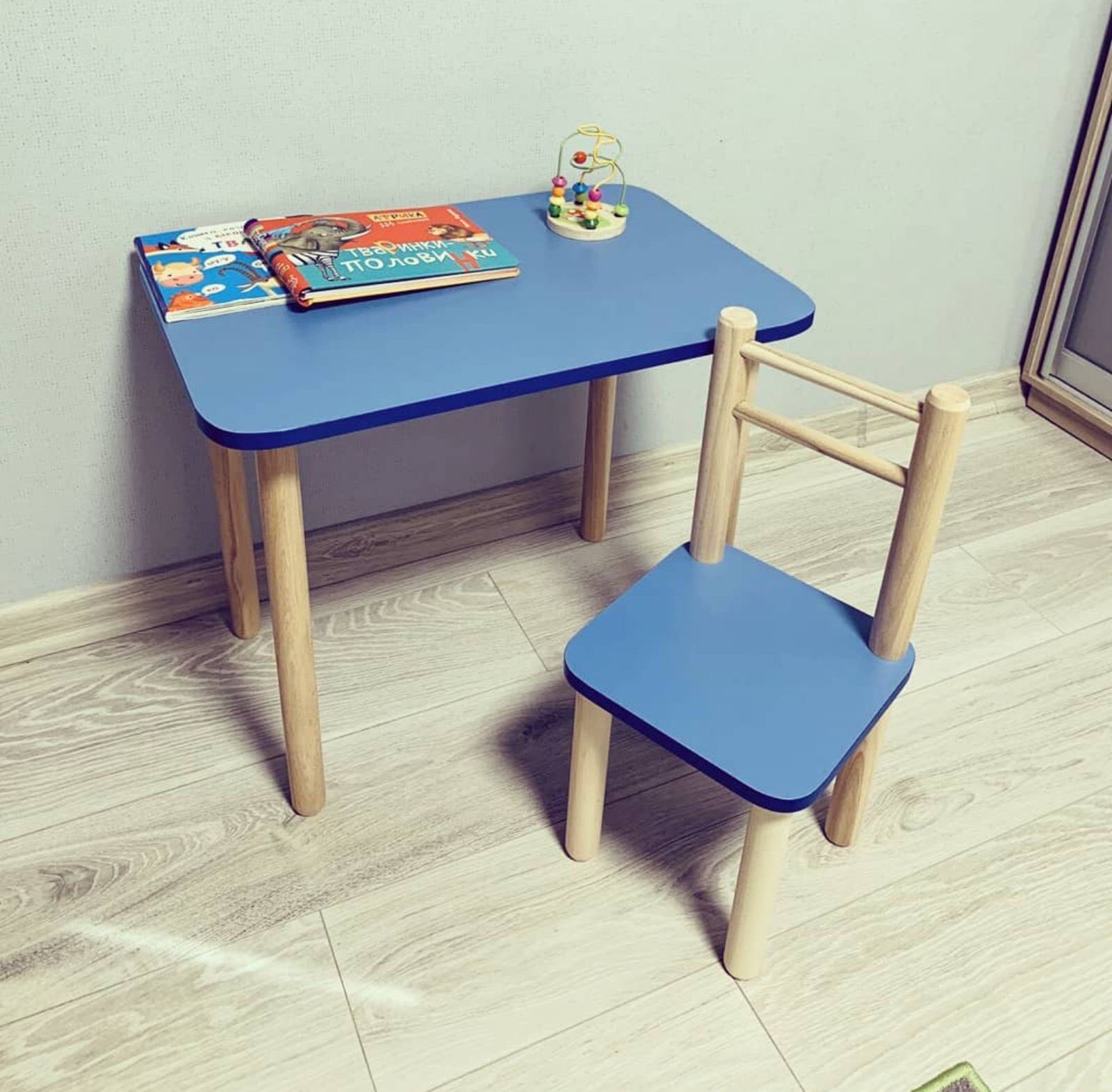 

Столик детский и стульчик Toys, высота 50 см. 60/40 Голубой 1211