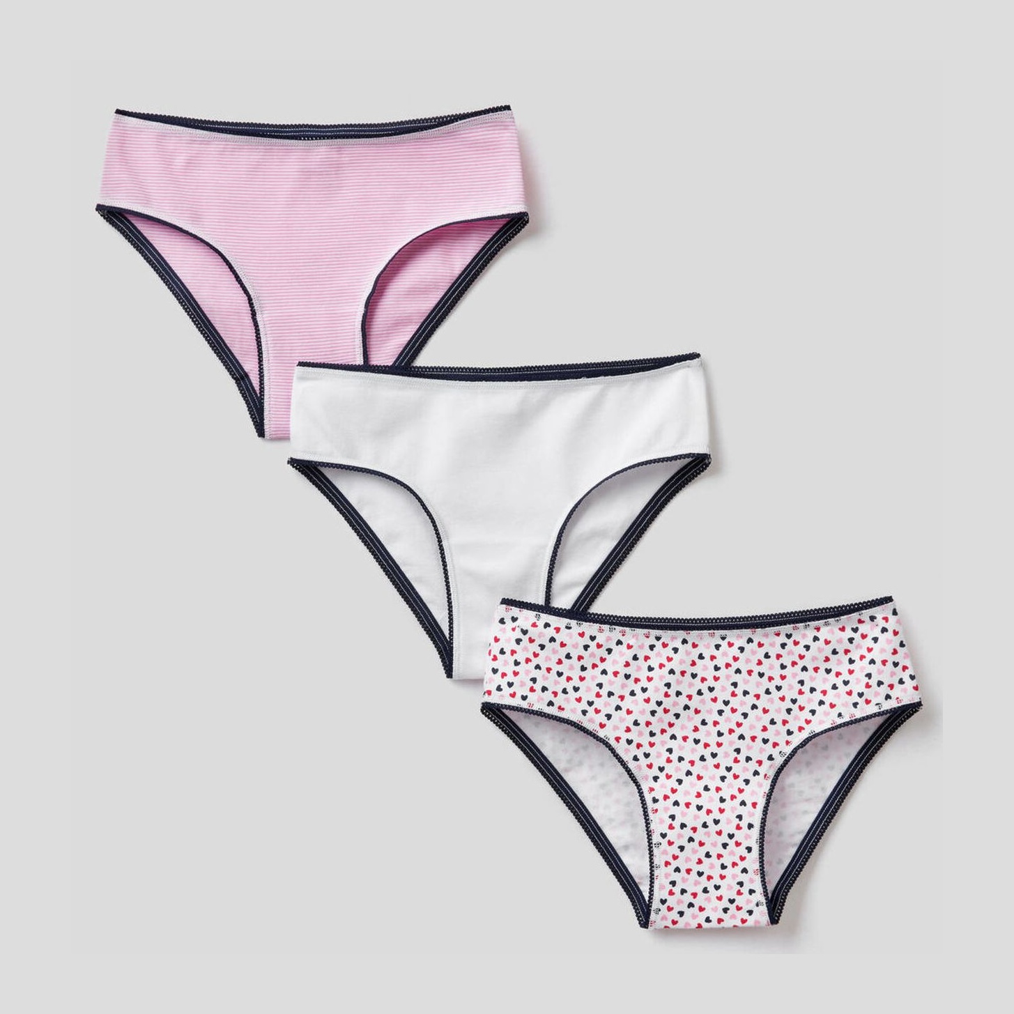 

Трусы United Colors of Benetton 3FBU0S1U6-63D 120 см 3 шт S