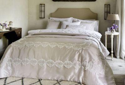 

Элитное покрывала PEPPER HOME melinda krem 260*270+2 нав. 50*70+2 подушки