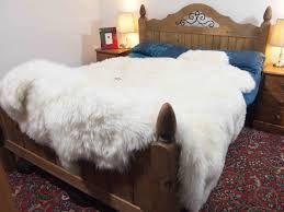 

Ковер из 12-ти овечьих шкур 210 * 330 см. Белый