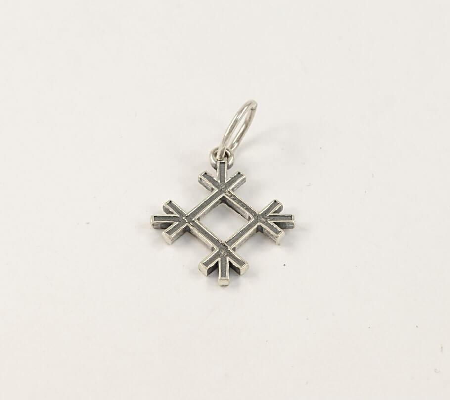 

Оберег целебник Maxi Silver 7026