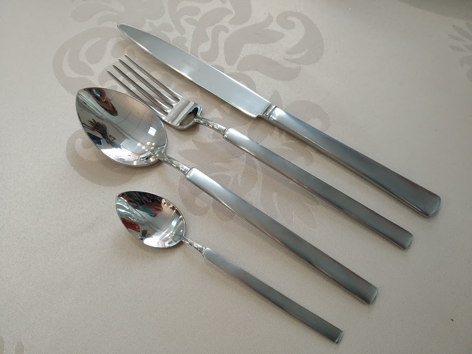 

Набор столовых приборов Herdmar Vintage Mat Handle 24 предмета
