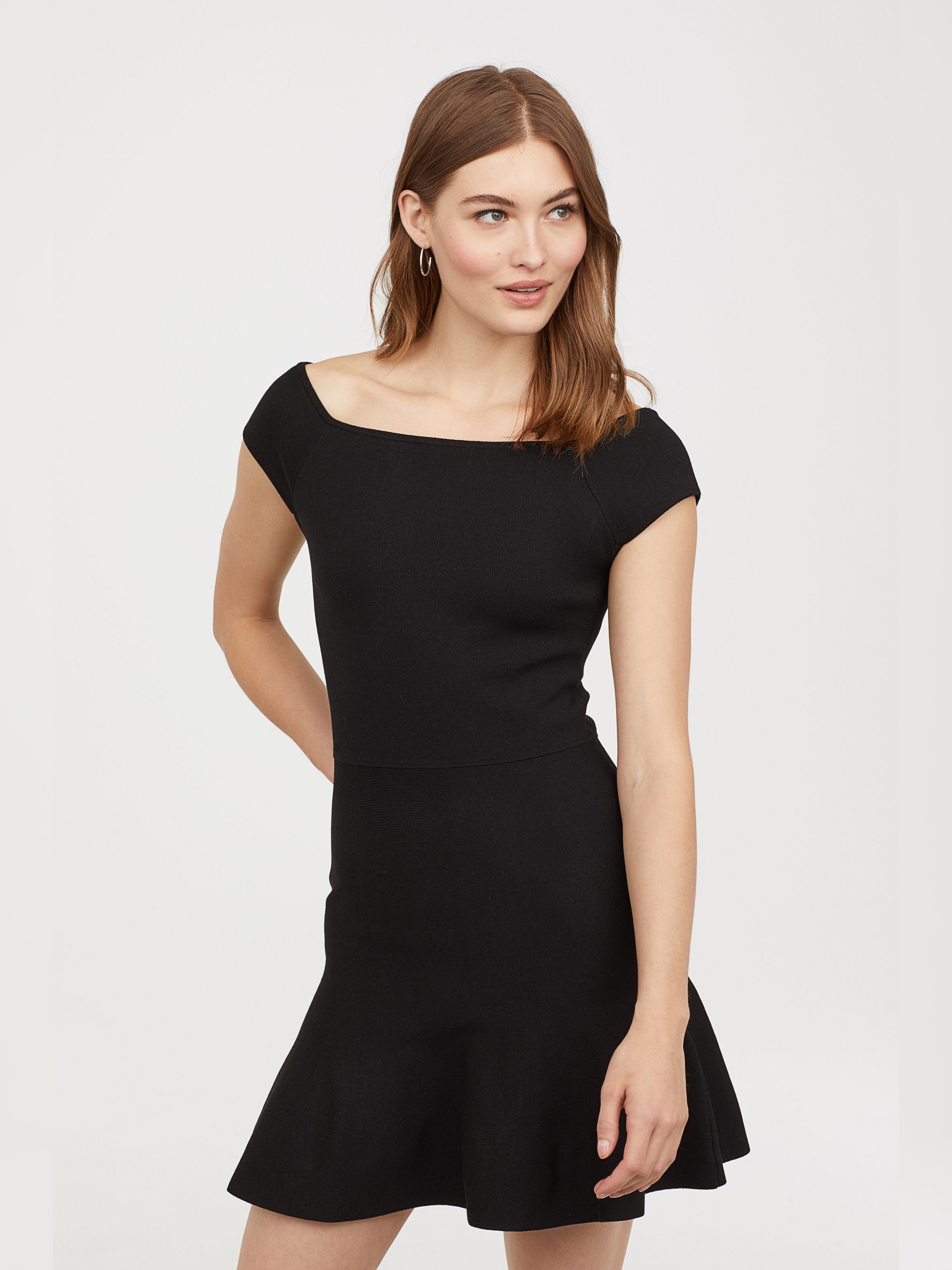 

Платье H&M 5898328-AAAD 38 Черное