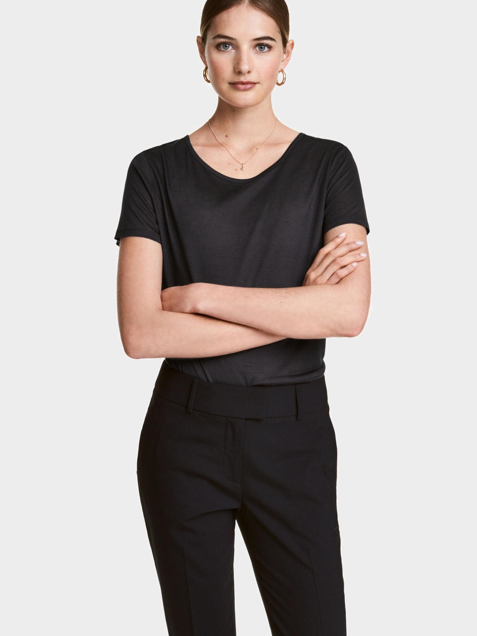 

Футболка H&M 4862025-AAAD M Черная