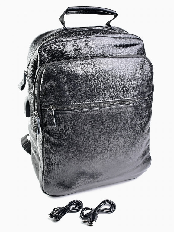 

Кожаный рюкзак Case 8835 черный