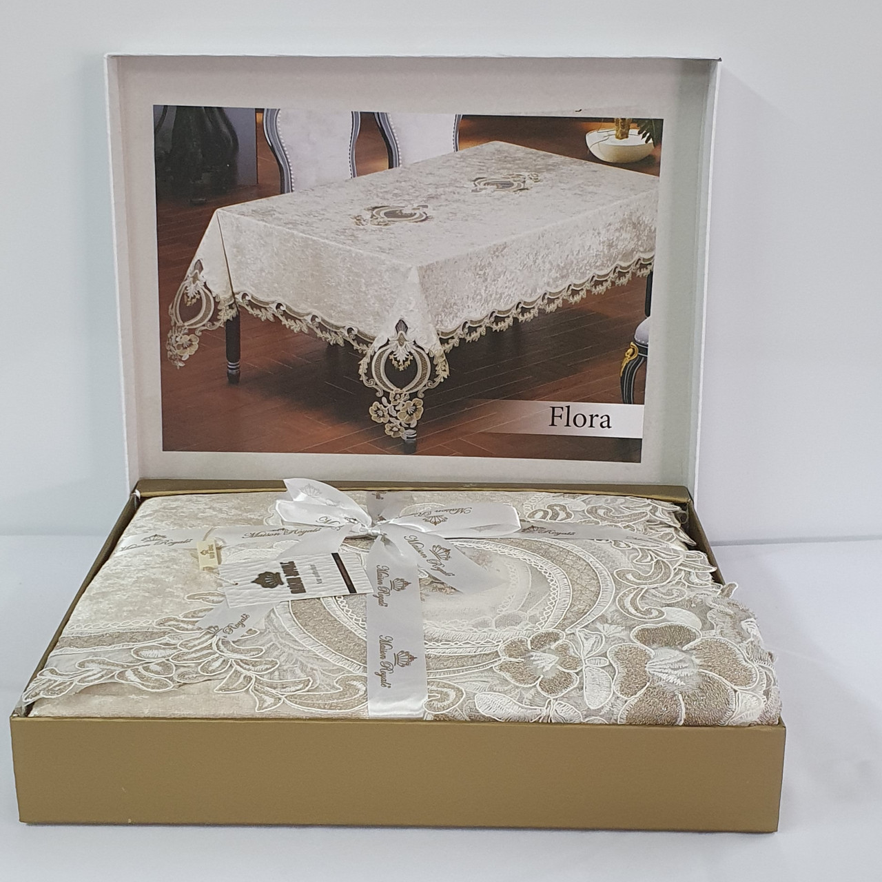 

Скатерть Велюр Maison Royale 160x400 Flora Cappucino