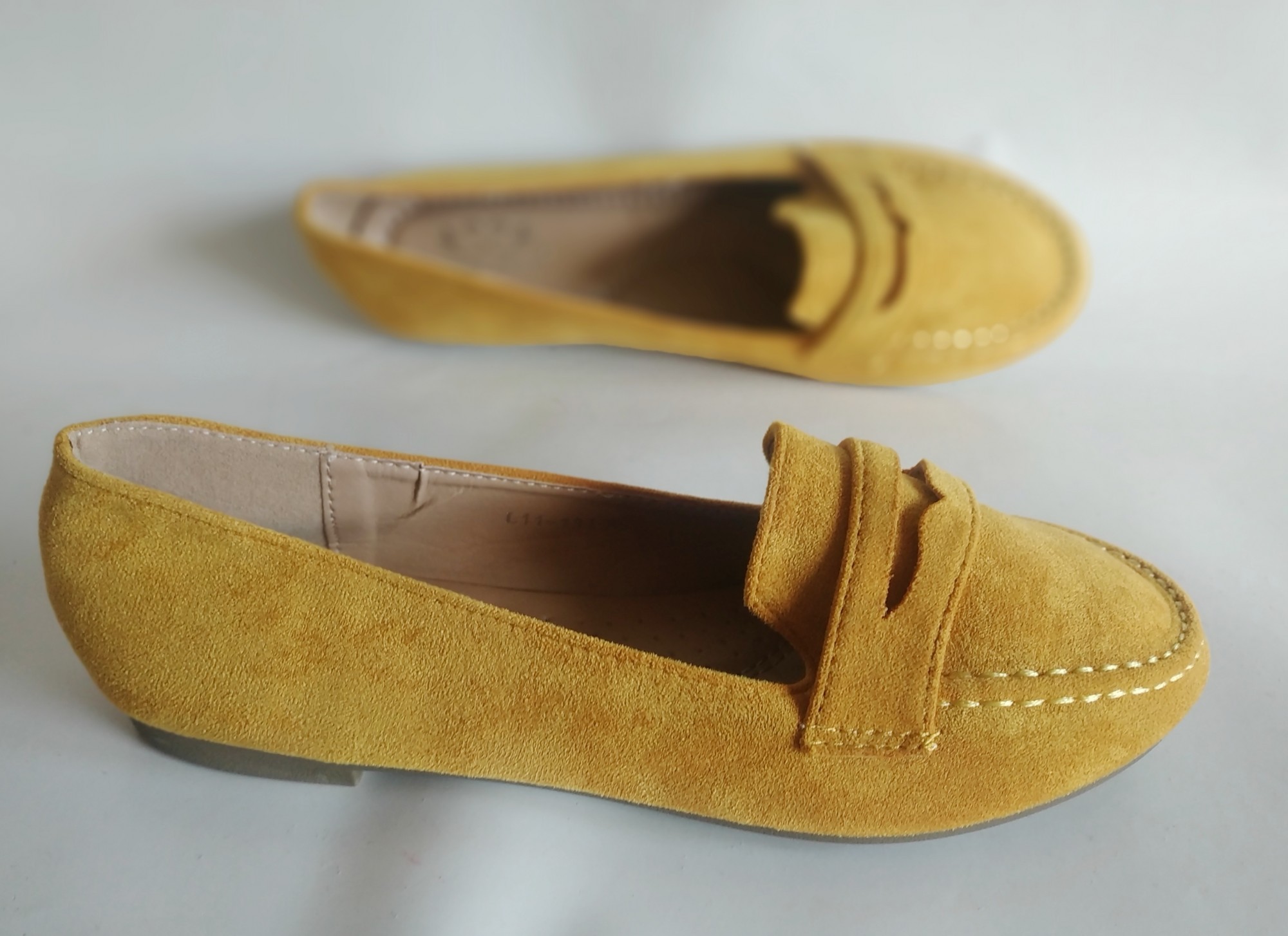 

Мокасины SMALL SWAN L11-131 yellow 202069 38 24 см