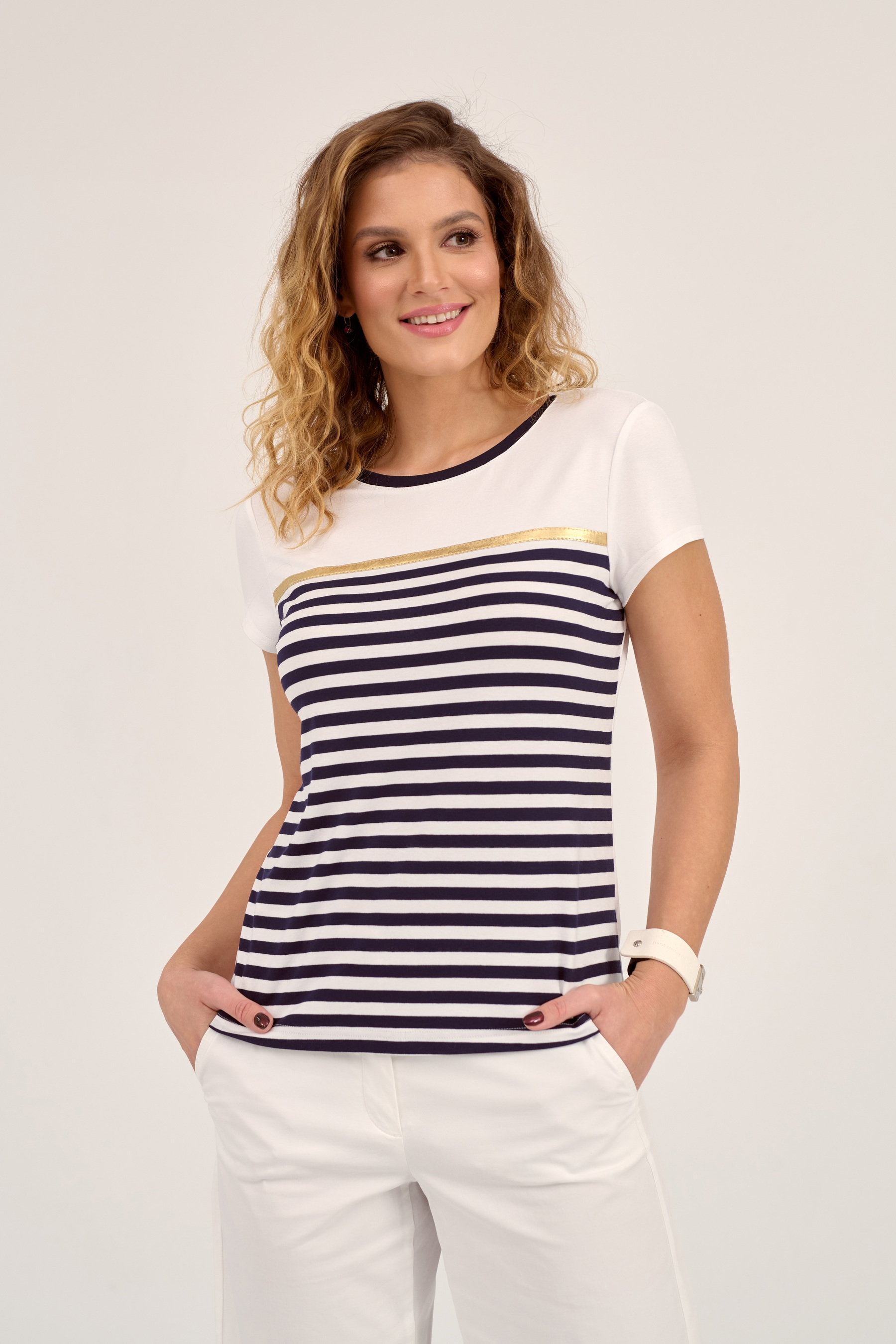 

Блуза женская Sunwear D20330 44 Белый Черный