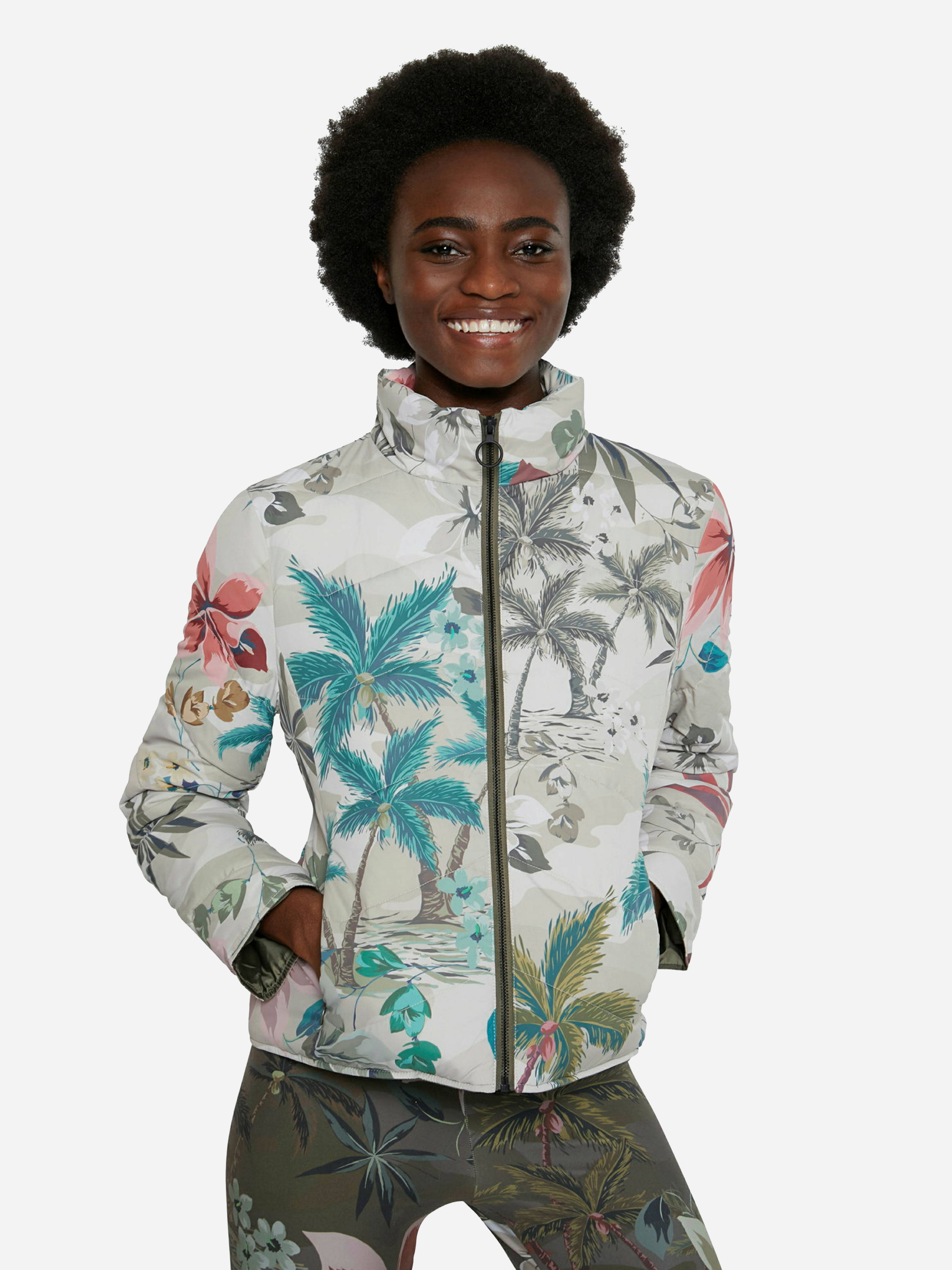 

Куртка Desigual 21SOEW02-6023 XL