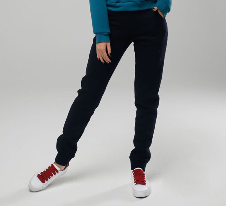 

Fashions • Штаны Рианна Fashions M черный (8839тк)