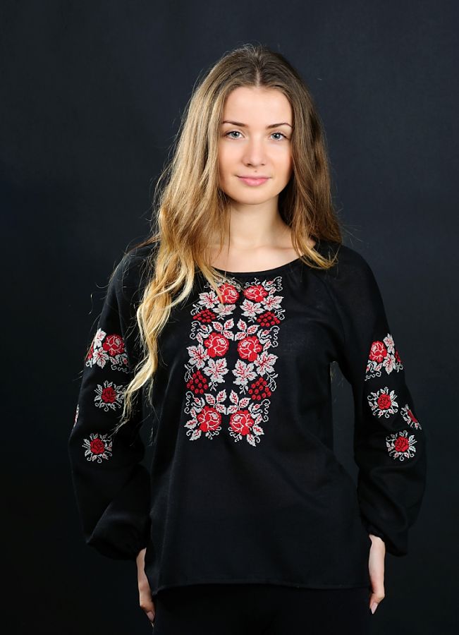 

Вышиванка Vyshyvanka "Розы и калина" 44 Черная 0077