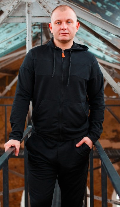 

Мужской спортивный костюм с капюшоном демисезонный IDIAL 564 (52) Черный (ID-564/2 C)