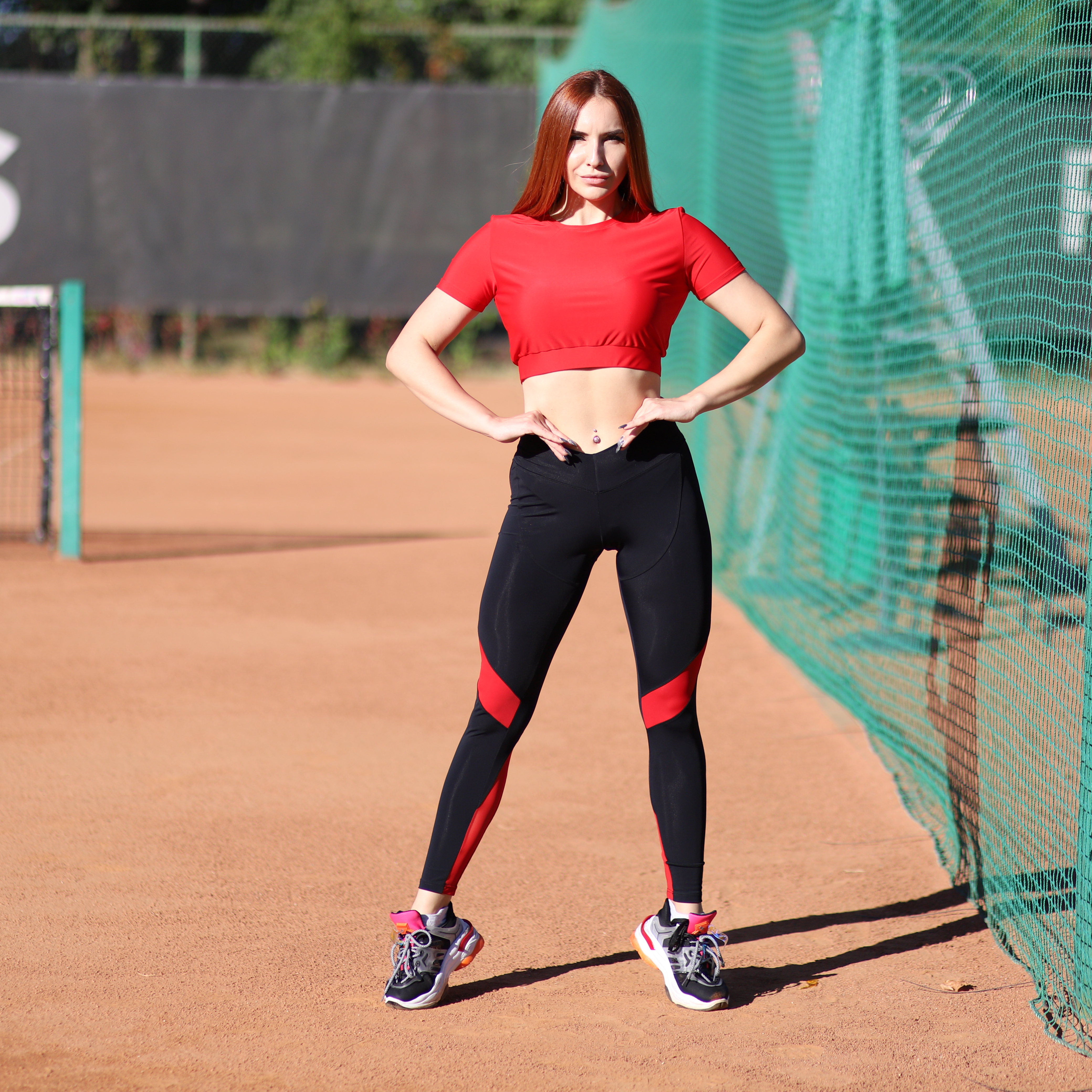 

Спортивный топ для фитнеса и йоги Vikifit Red Bird S Красный