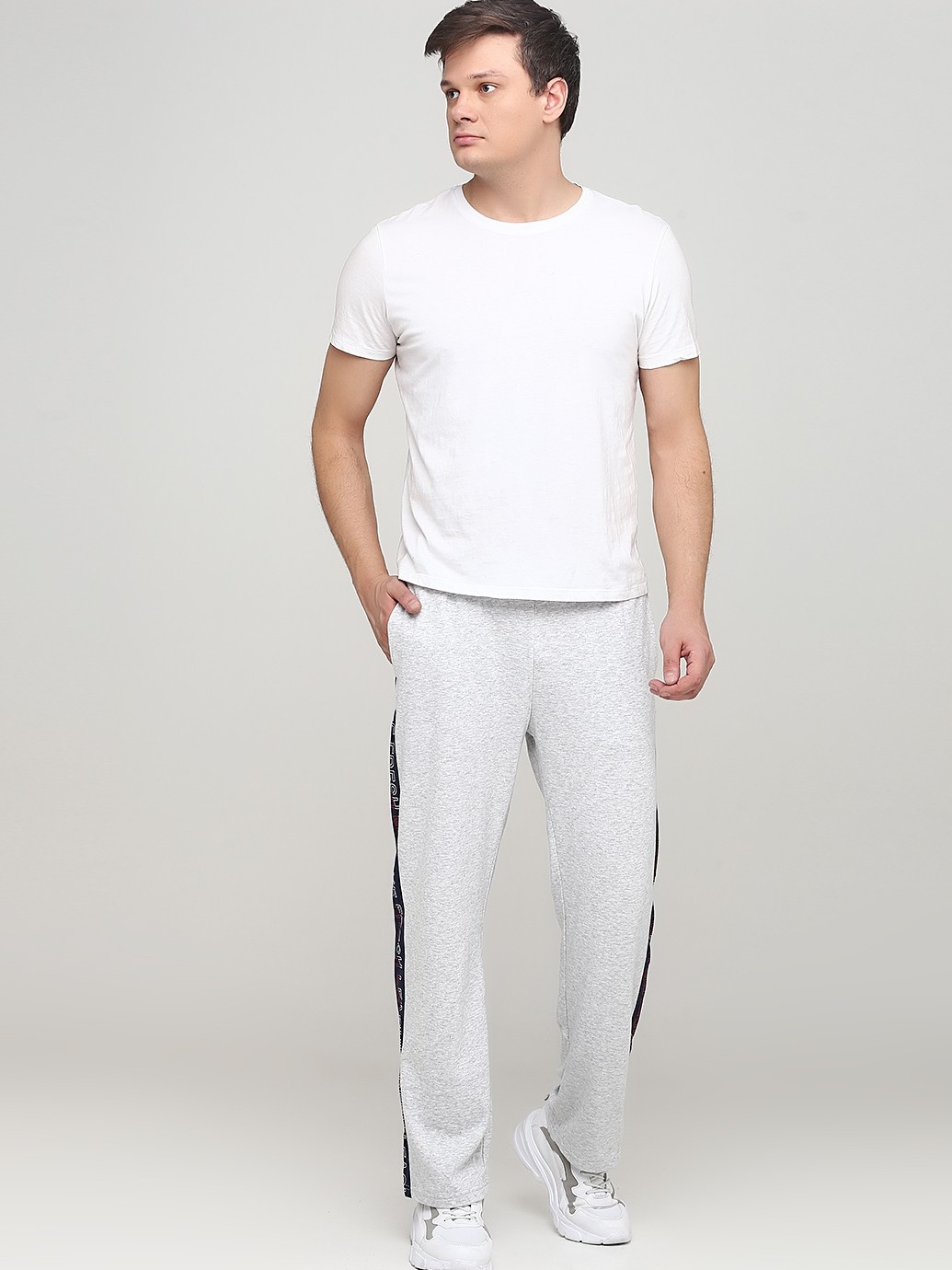 

Спортивные штаны H&M 0427744_freshleague XL Серые