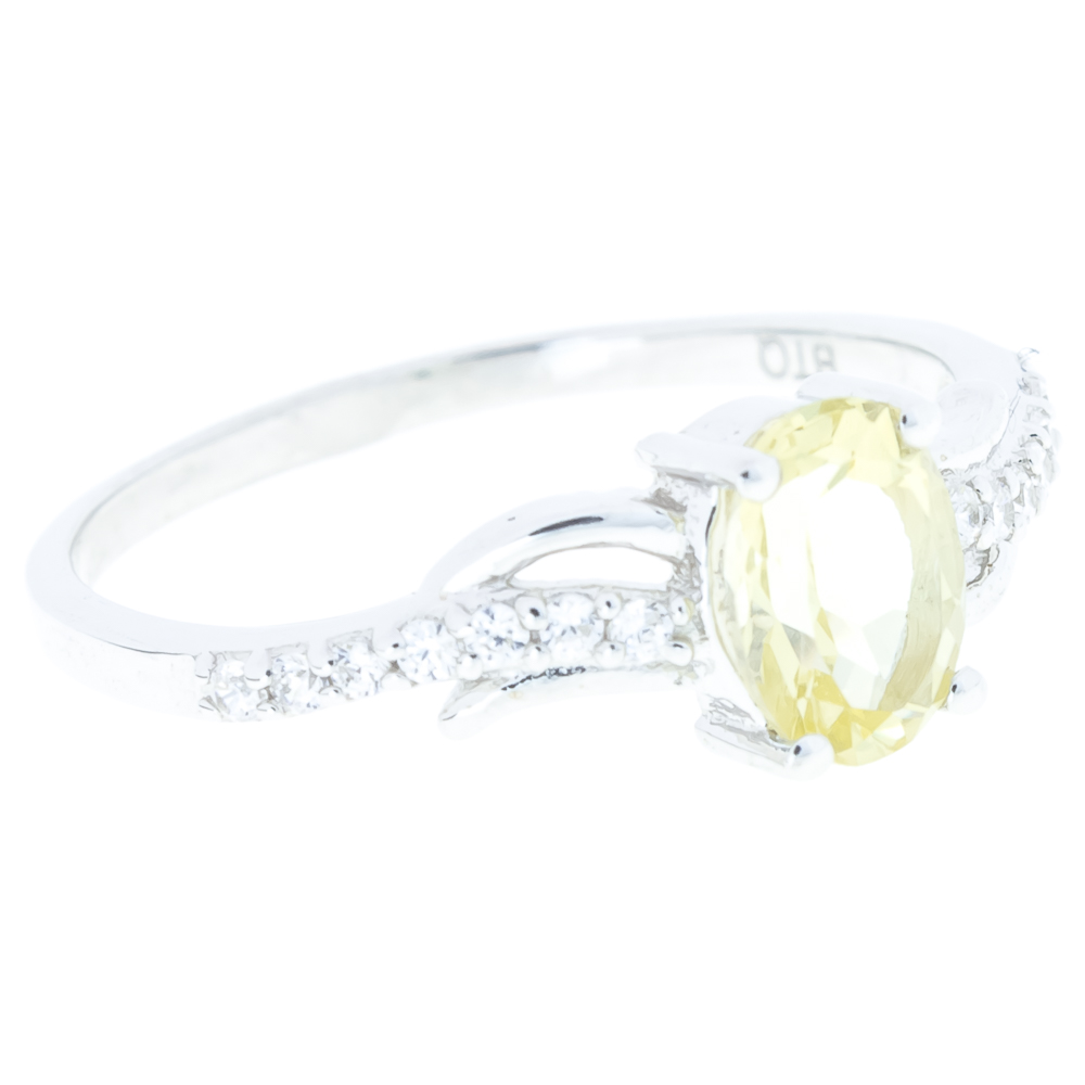 

Срібна каблучка 925 проби 1,59 гр з лимонним топазом з США та цирконами 0,91 карат Valentine розмір 18.0