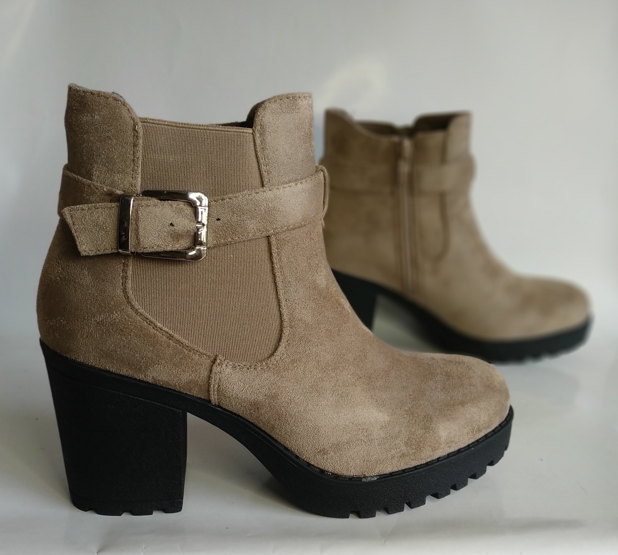 

Ботильони No Brand MAH674 khaki 193072 40 25 см