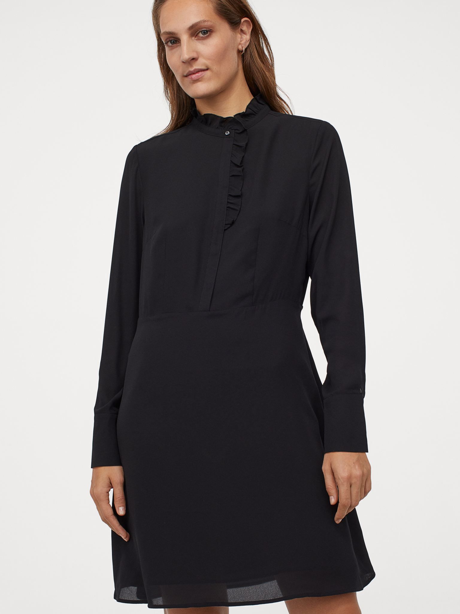 

Платье H&M 9453692sm M Черное