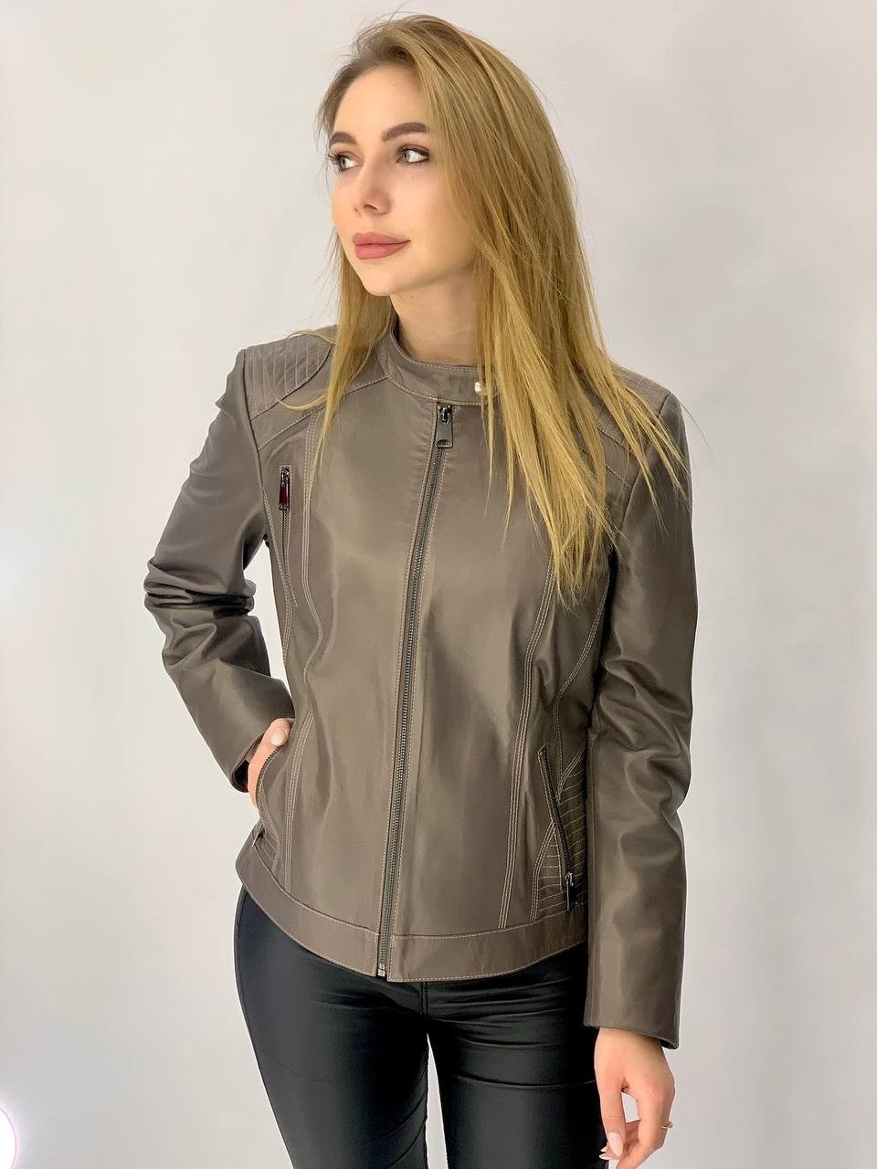 

Женская кожаная куртка Vizon 2590 3XL Бронзовый