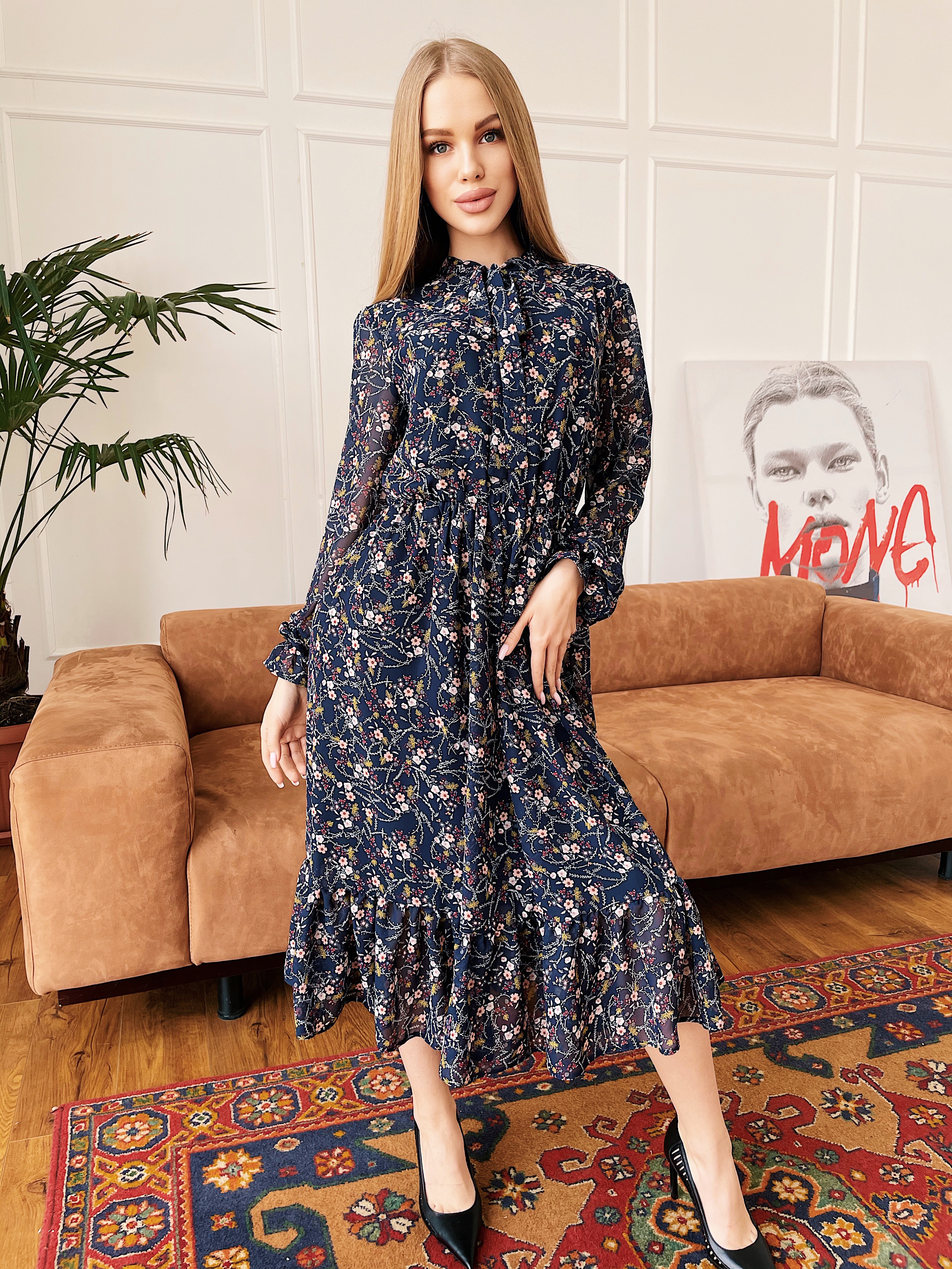 

Платье Larionoff Polina  Синие, Платье Larionoff Polina 46 Синие