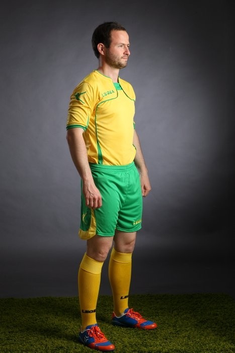 

Футбольная форма Legea Setubal XL Green yellow
