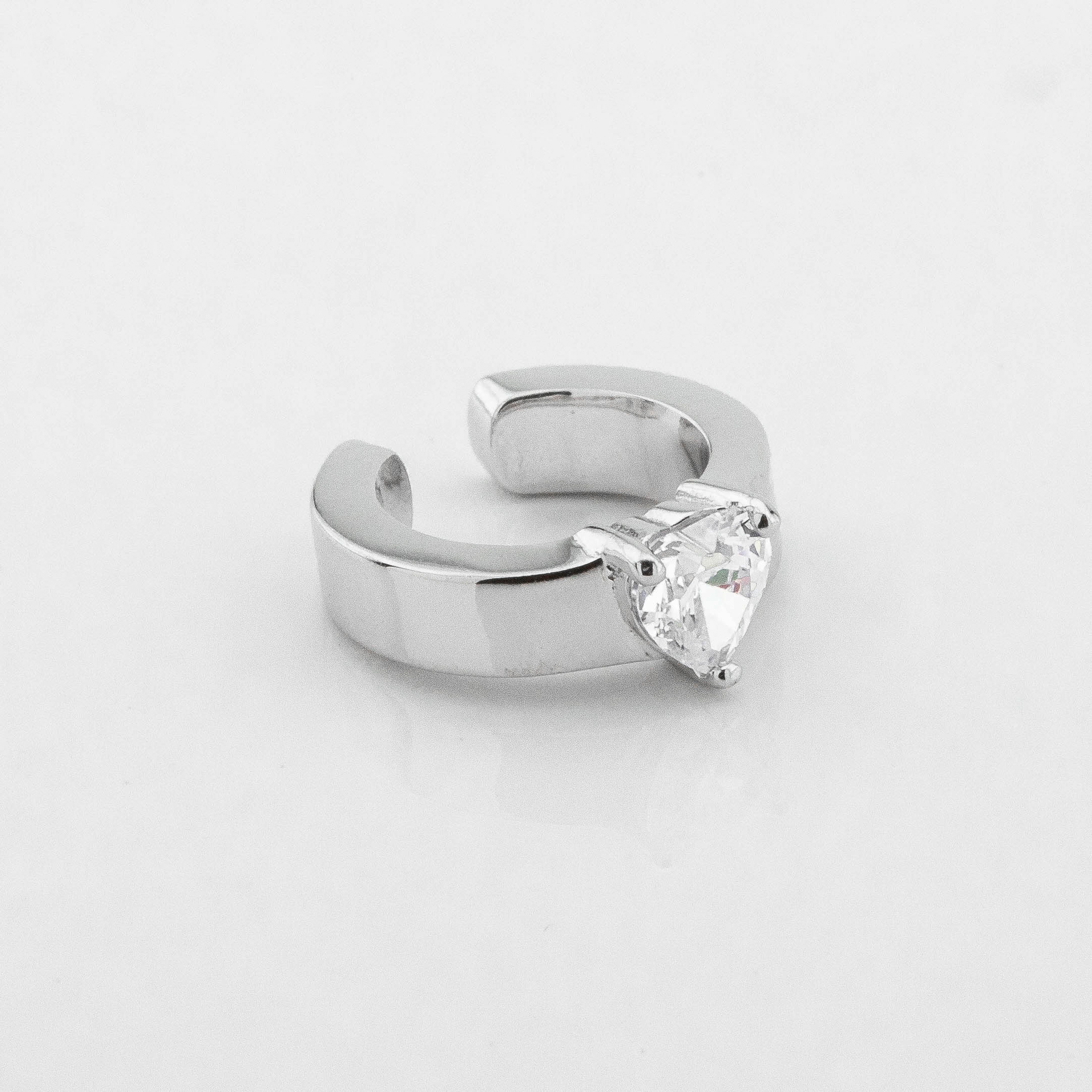 

Серебряная каффа с фианитом c121791 Диамант