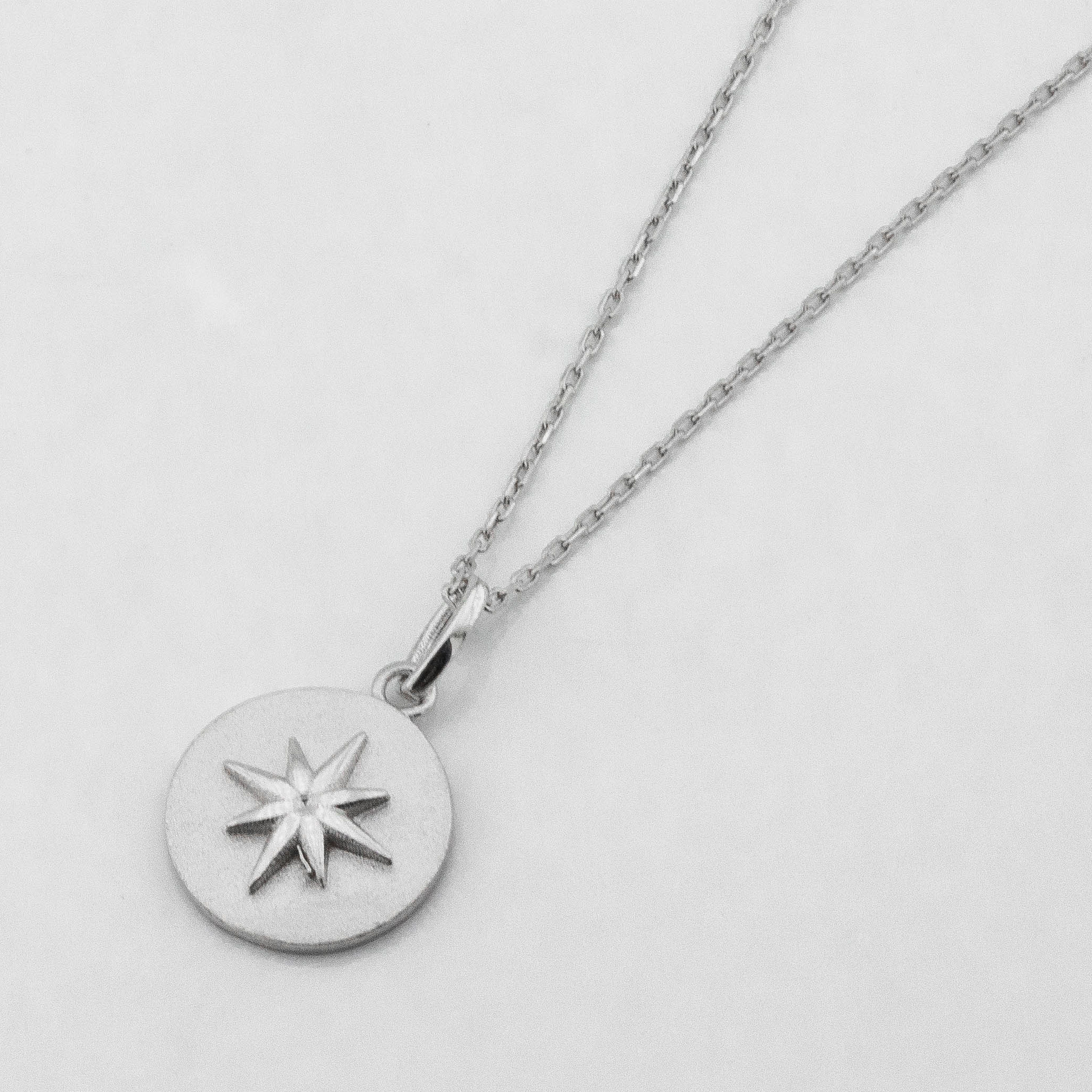 

Серебряное колье Звезда ko14617 Диамант
