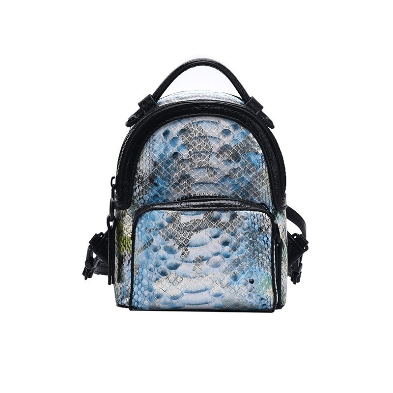 

Сумка-рюкзак женская Blue amazon Berni Fashion Голубой