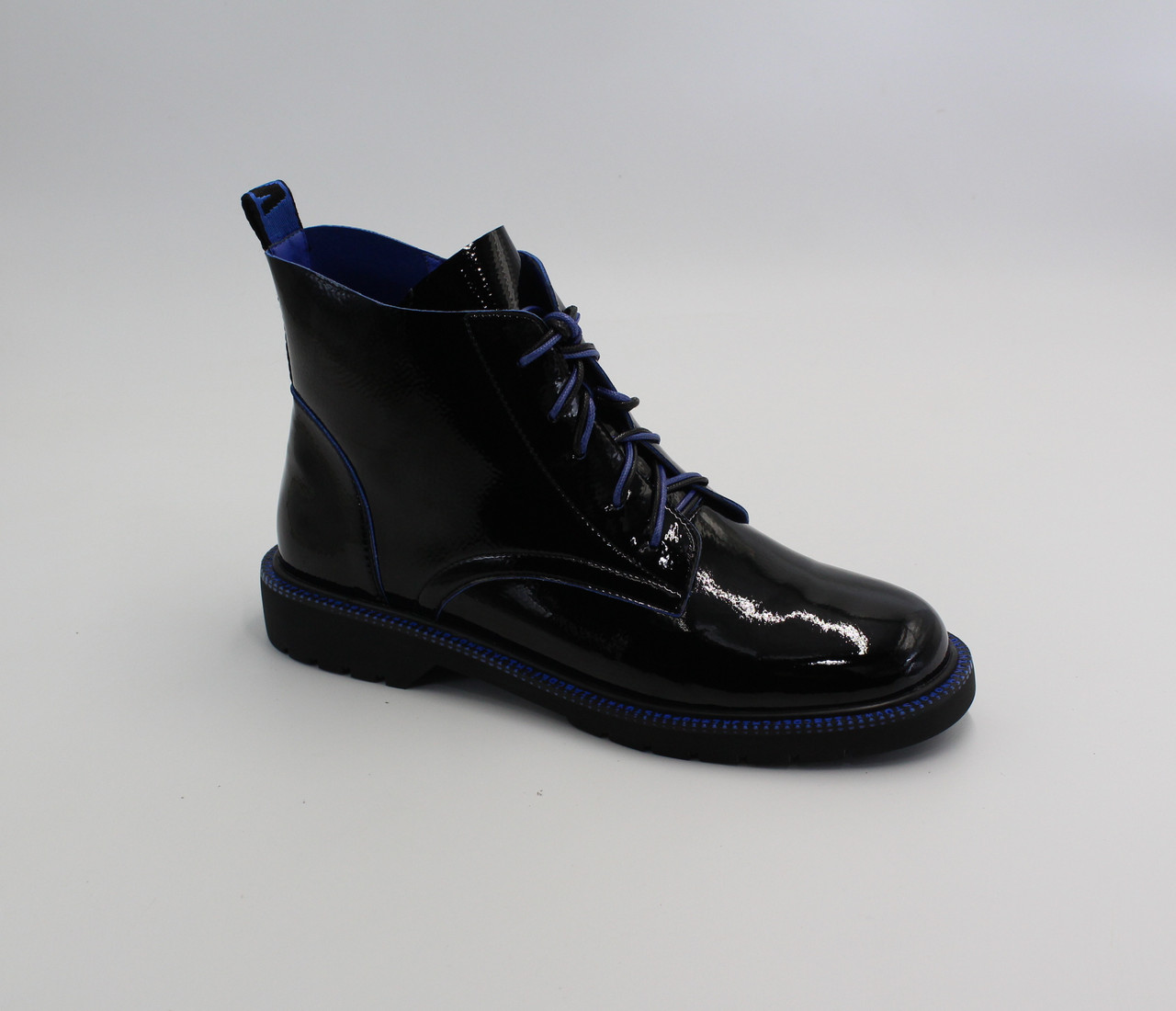 

Ботинки женские X026-29 Black Gabis / Модель 100777 37