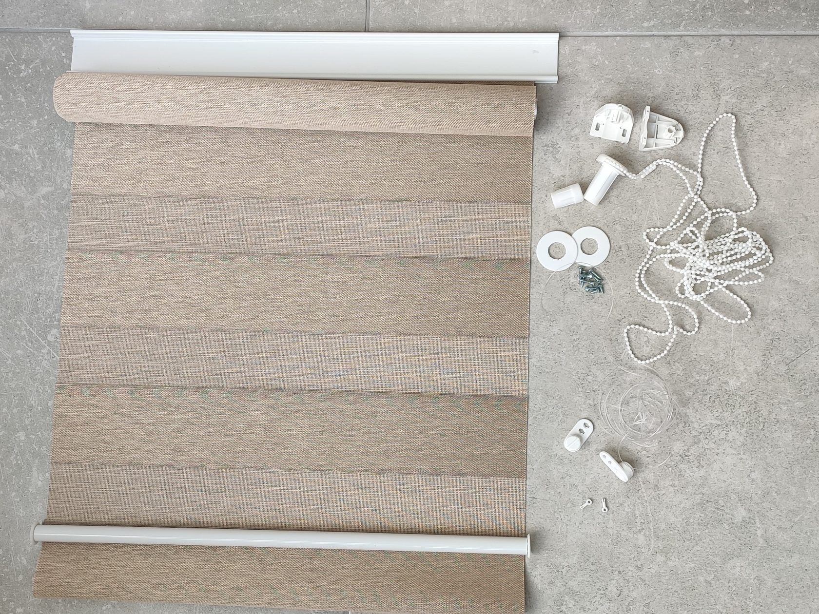 

Ролет тканевый Roll deLuxe День Ночь Блэкаут Золото 55x160 см