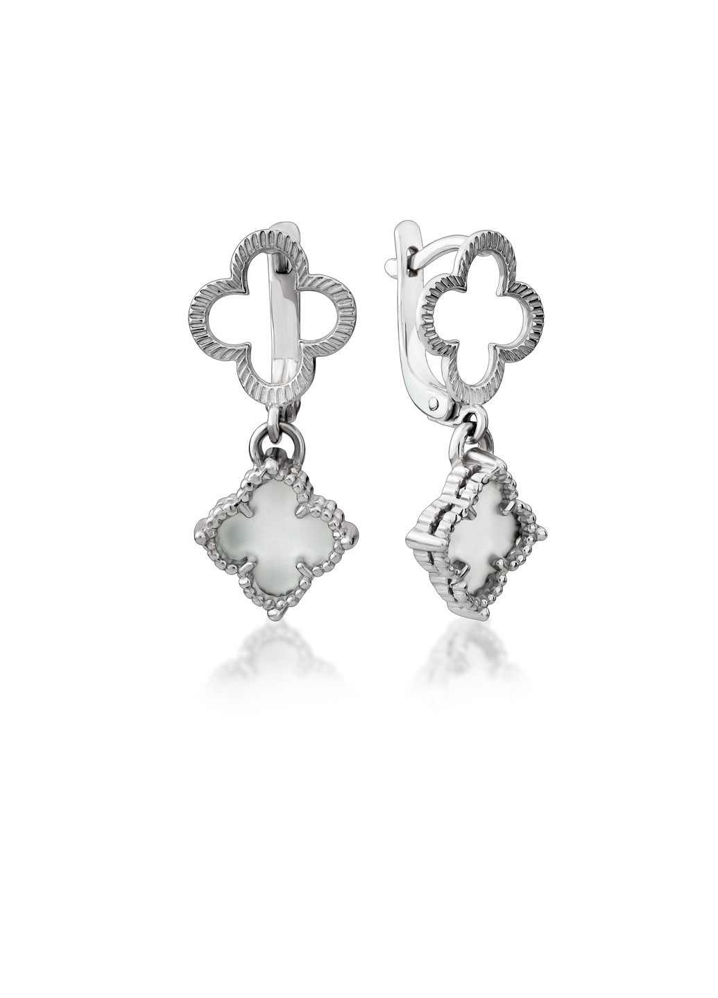 

Серебряные серьги висюльки с английским замком HARMONY с23107 бел с23107