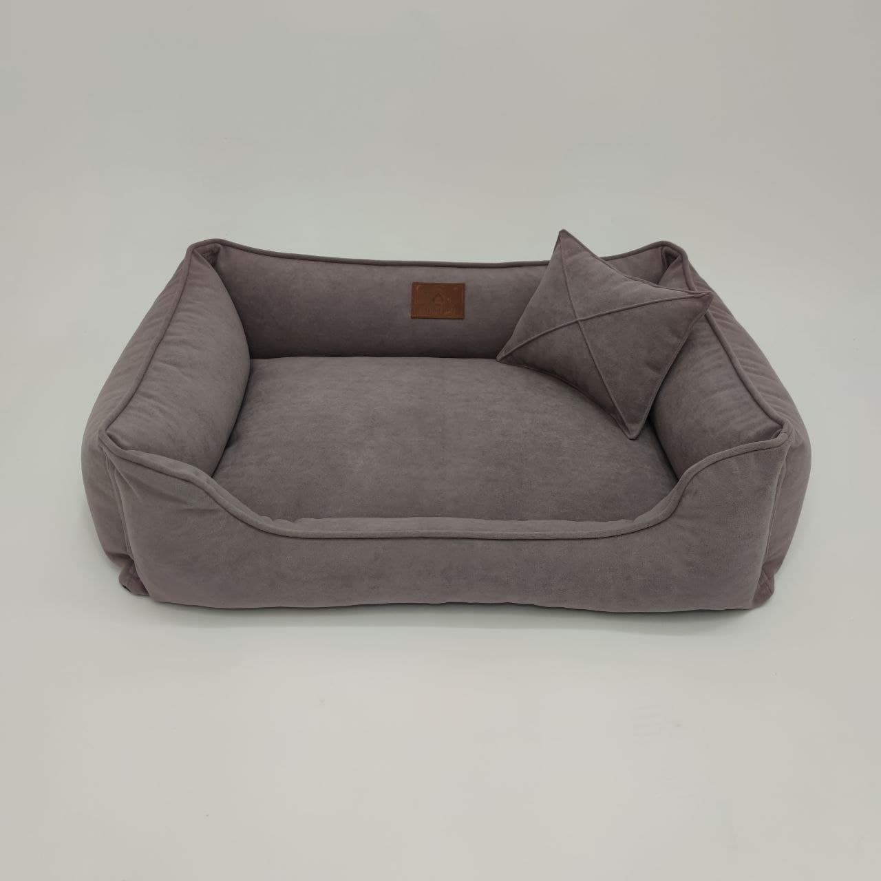 

Лежак для собак Mamo pets Comfortable Divotex Omega Велюр S (60x45x18) Move
