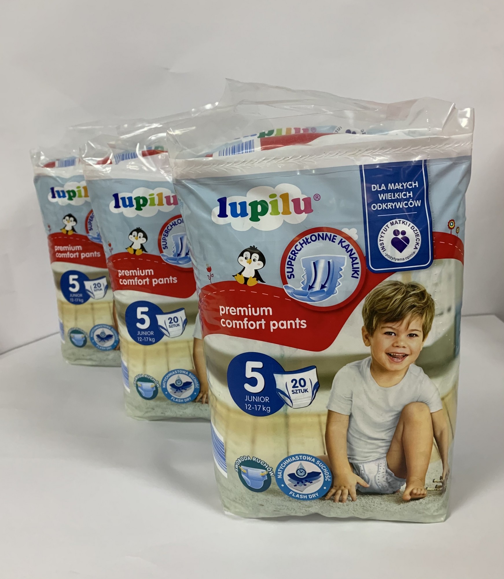 

Набір з 3 пачок по 20 шт.(загальна кількість 60 шт.) підгузників-трусиків 5 розміру Lupilu premium comfort pants 12-17 кг.