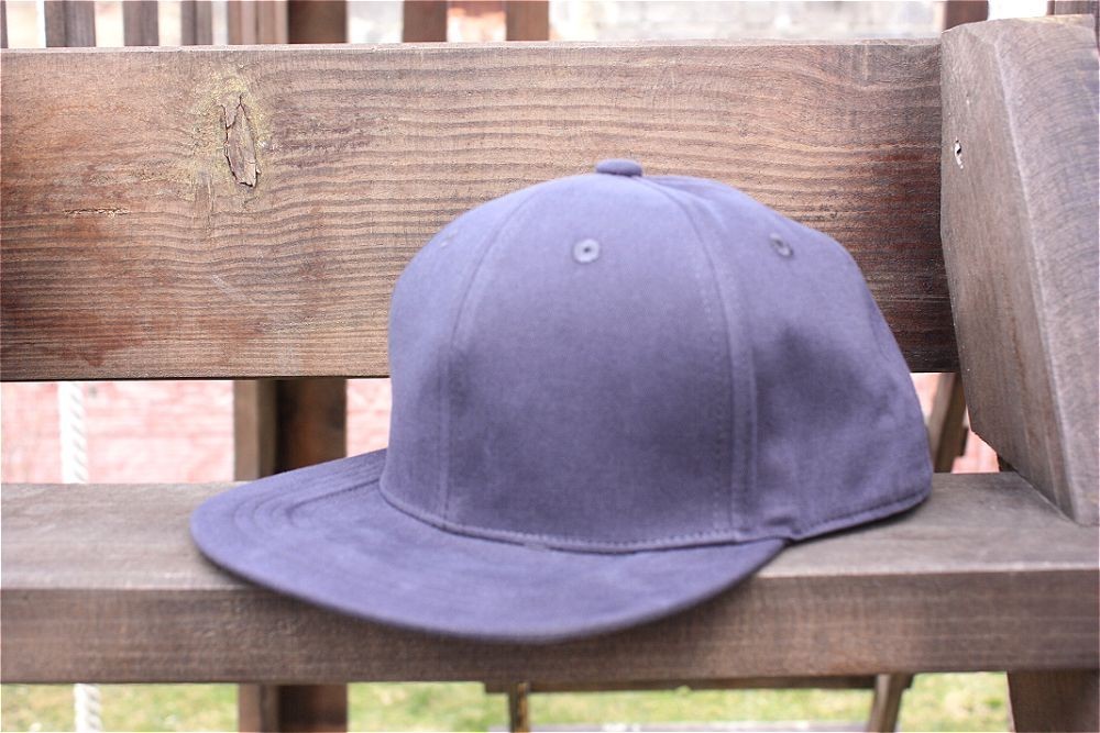 

Чоловіча бейсболка snapback SM068