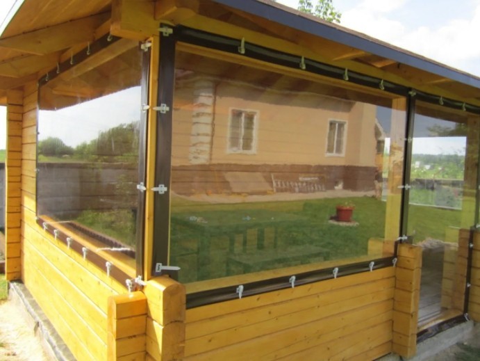 

Мягкое окно для беседок, теплиц, террас Soft Glass Мягкое стекло для окон Толщина 2.0 мм (1.2х1.0м) Прозрачное