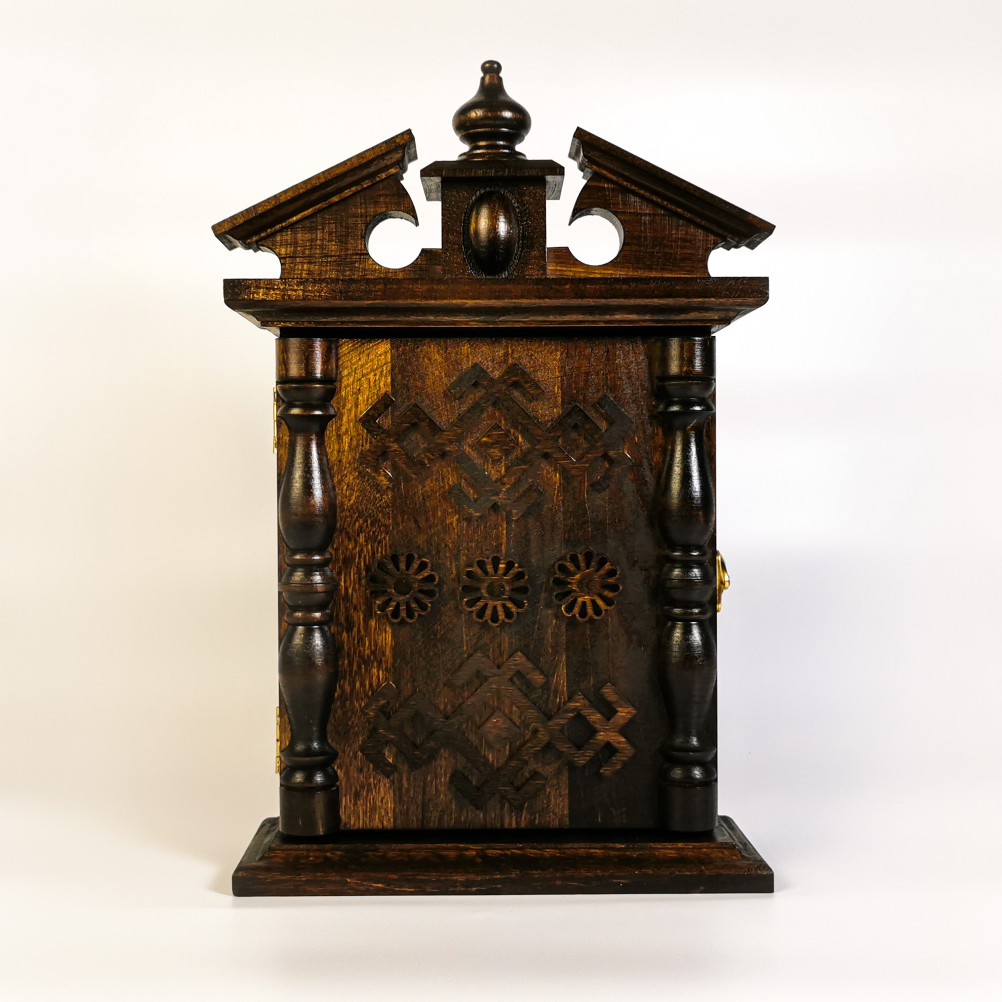 

Ключница SV настенная деревянная 36x22.5x9 cm (ke-7)