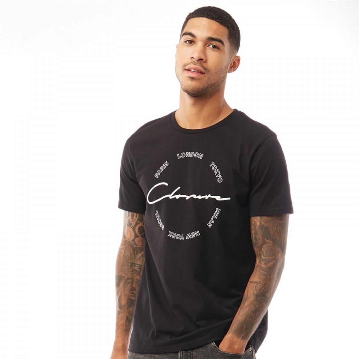 

Футболка Closure London Circle Black Black, S (44)