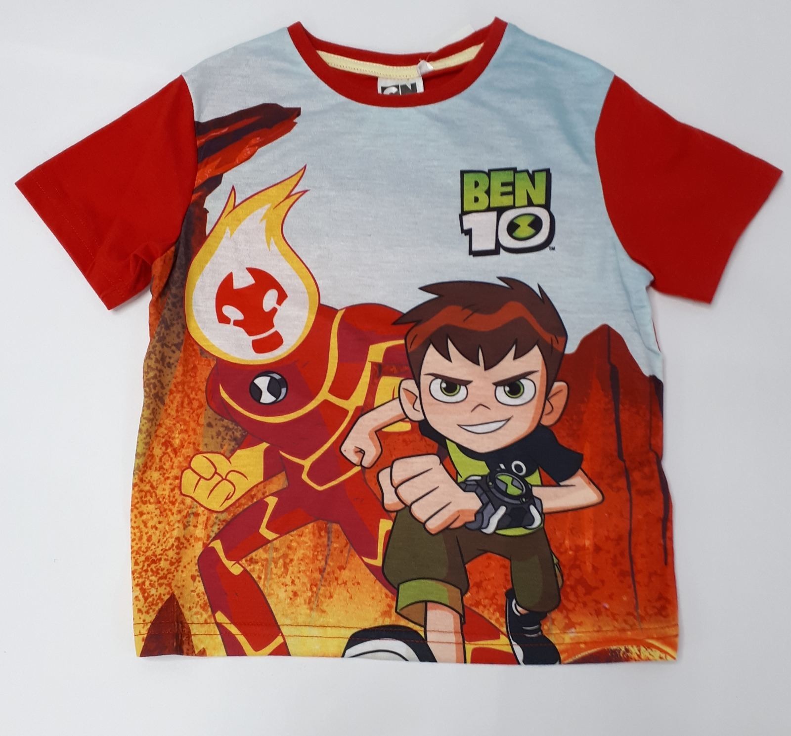 

Футболка SunCity Disney BEN10​ на 4 года, рост 104 см